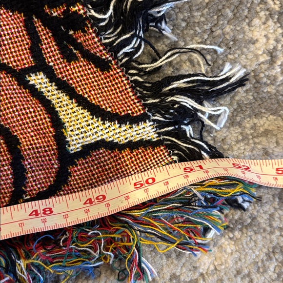 Urban outfitters floral woven throw blanket 50x70 - Picture 6 of 7